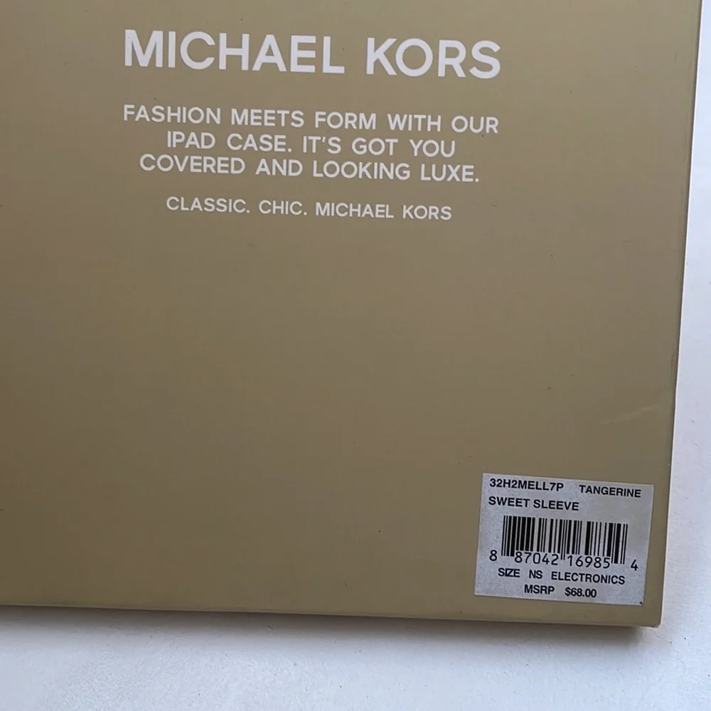 Two Michael kora iPad Sleeve